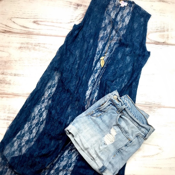 LuLaRoe Tops - LuLaRoe Lace Joy